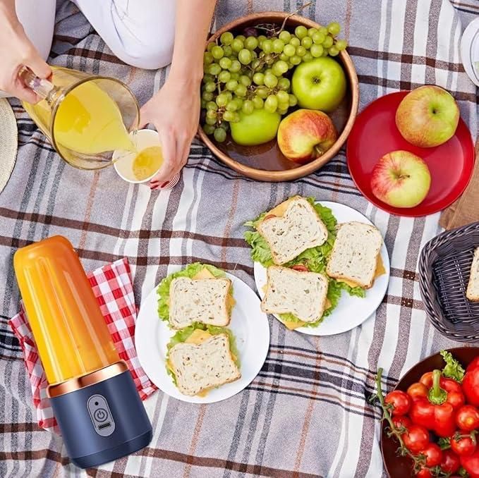 Compact Juicer – Fresh Juice Anywhere