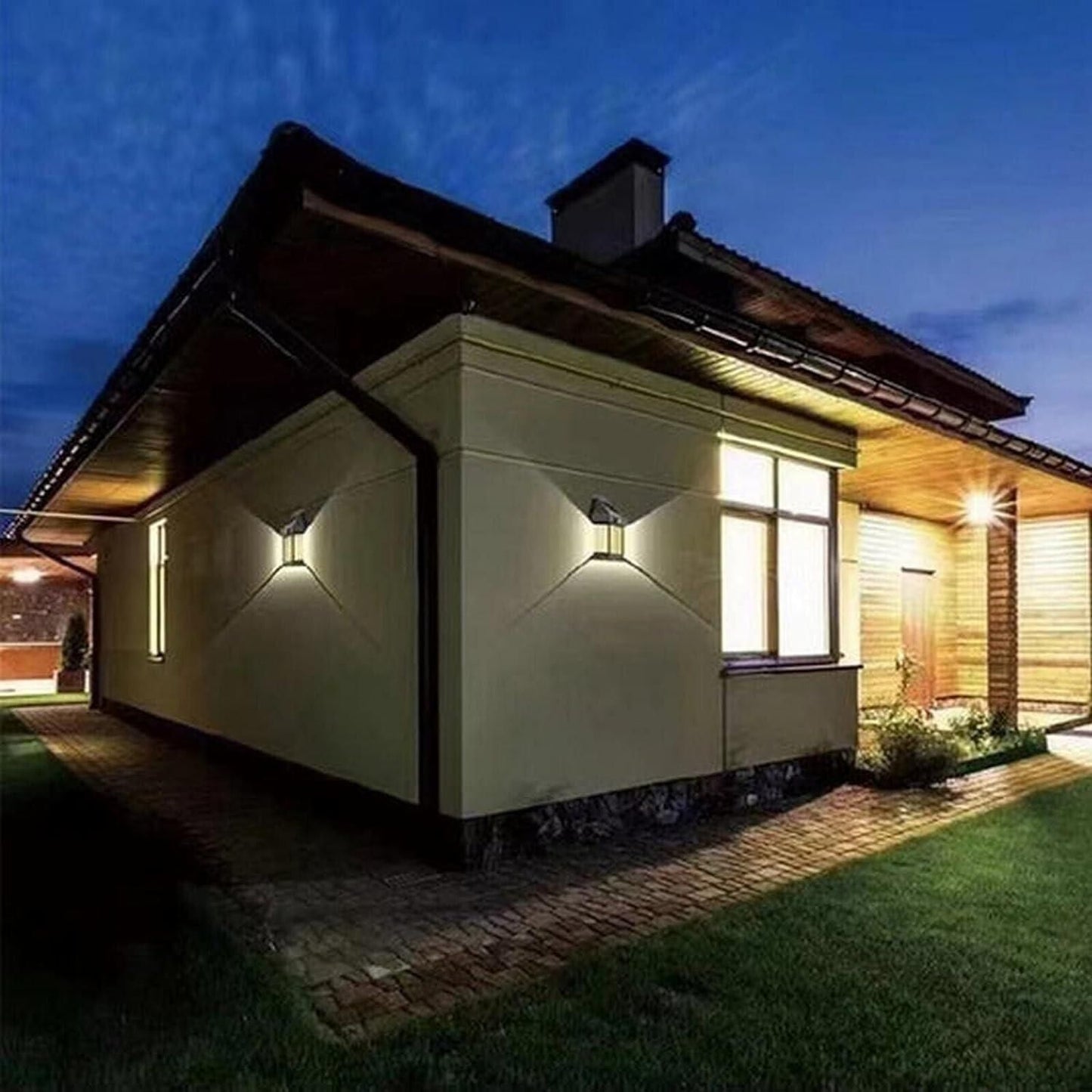 High-Performance Solar Wall Light